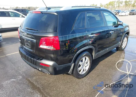 2013 Kia Sorento Lx z USA, uszkodzony, nr VIN 5XYKTCA65DG386614